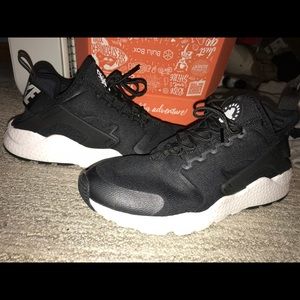 Women’s Nike Air Huarache Run Ultra Breathe